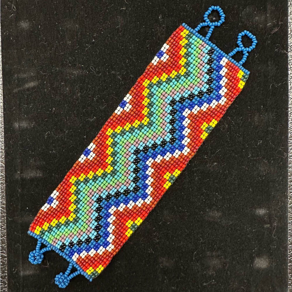 Beaded bracelet - Picture 3 of 3